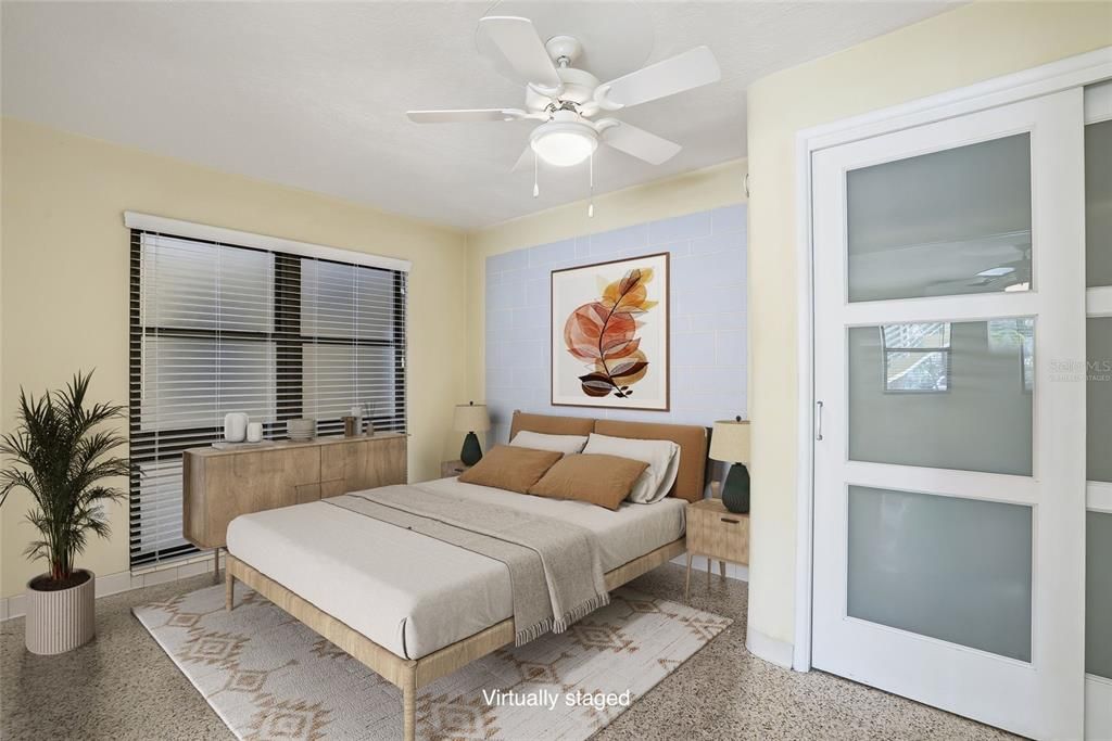 Active With Contract: $270,000 (1 beds, 1 baths, 530 Square Feet)