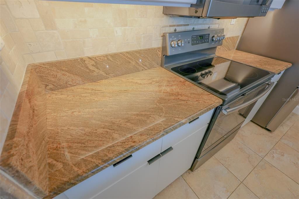 В аренду: $2,750 (2 спален, 2 ванн, 1186 Квадратных фут)