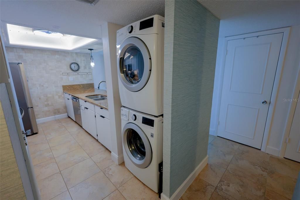 В аренду: $2,750 (2 спален, 2 ванн, 1186 Квадратных фут)