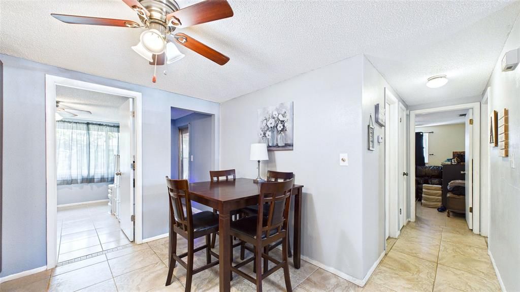 En Venta: $264,999 (3 camas, 2 baños, 1206 Pies cuadrados)