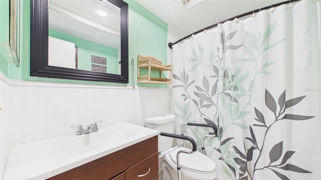 En Venta: $264,999 (3 camas, 2 baños, 1206 Pies cuadrados)
