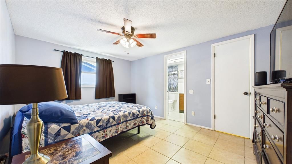 En Venta: $264,999 (3 camas, 2 baños, 1206 Pies cuadrados)