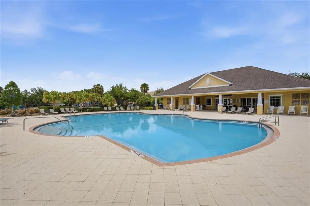 For Sale: $598,000 (4 beds, 3 baths, 2661 Square Feet)