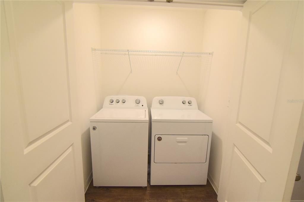 En Venta: $225,000 (3 camas, 2 baños, 1404 Pies cuadrados)