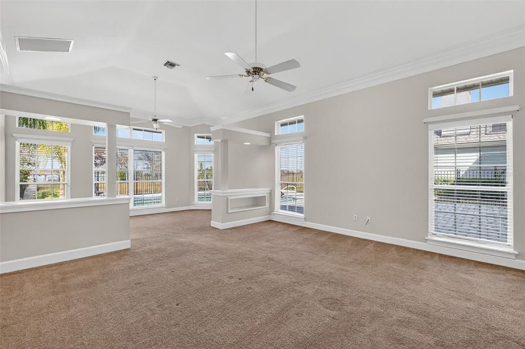 For Sale: $1,280,000 (5 beds, 3 baths, 5573 Square Feet)