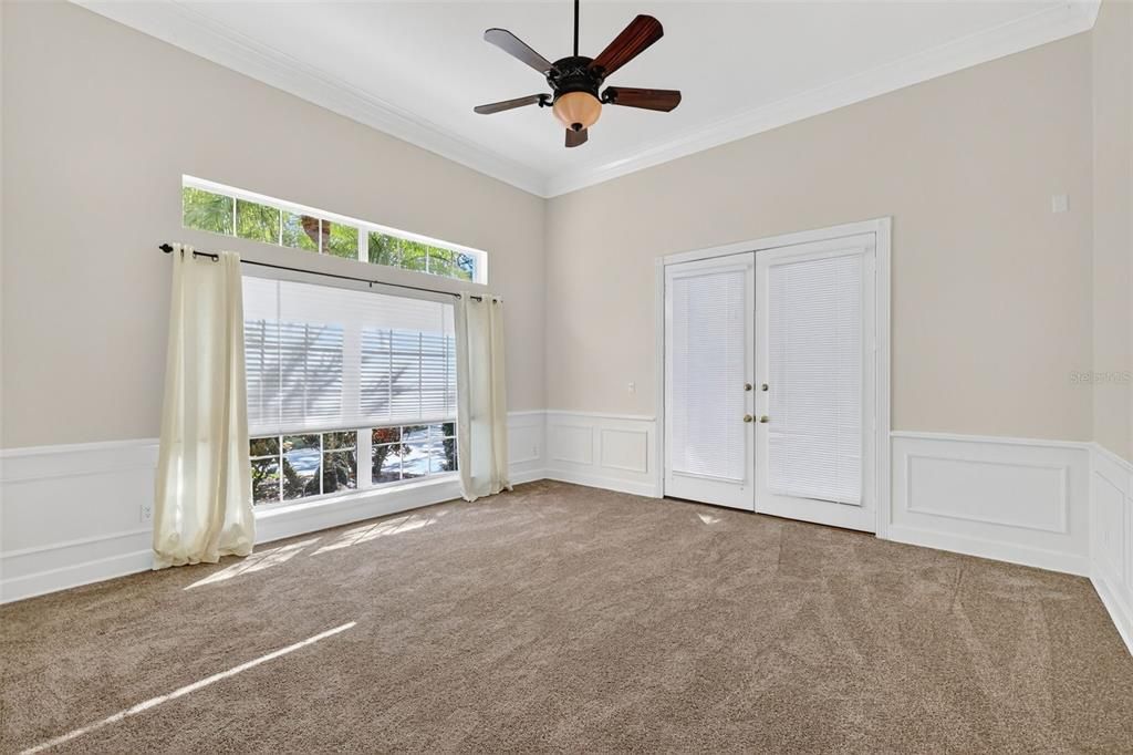 For Sale: $1,280,000 (5 beds, 3 baths, 5573 Square Feet)