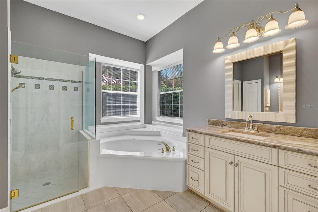 For Sale: $1,280,000 (5 beds, 3 baths, 5573 Square Feet)