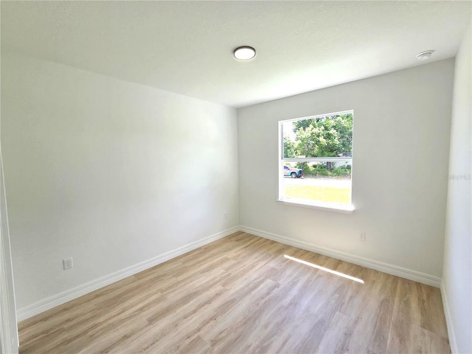 Activo con contrato: $314,000 (3 camas, 2 baños, 1437 Pies cuadrados)