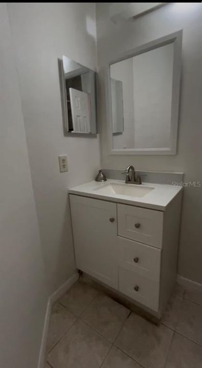 В аренду: $1,650 (2 спален, 2 ванн, 834 Квадратных фут)