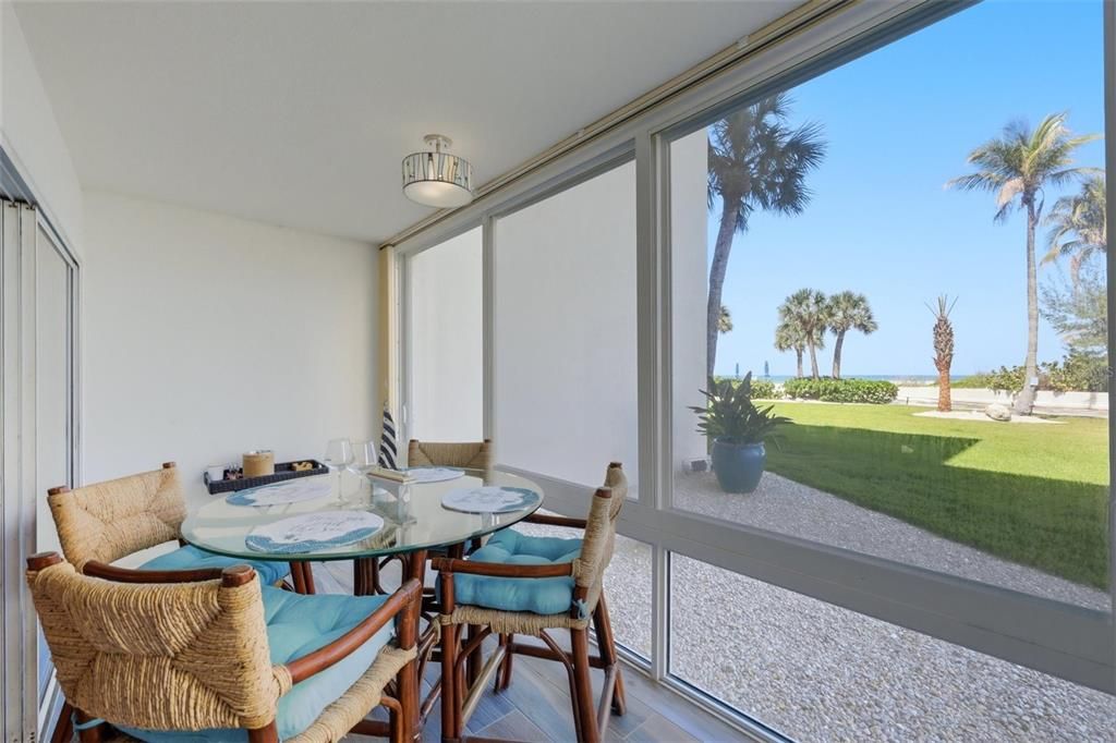 For Sale: $839,000 (2 beds, 2 baths, 1248 Square Feet)