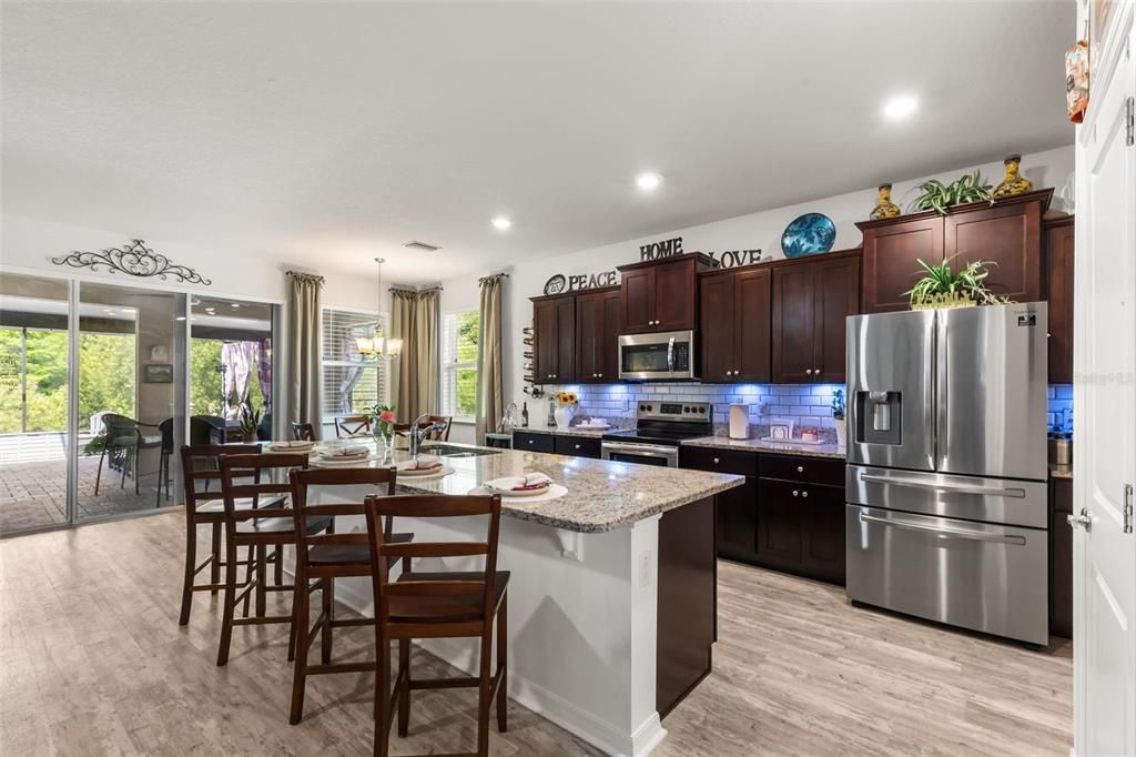 En Venta: $424,990 (3 camas, 2 baños, 1884 Pies cuadrados)