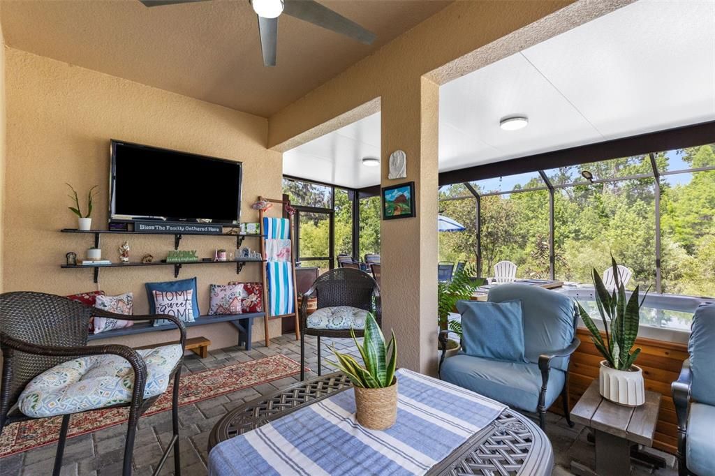 En Venta: $424,990 (3 camas, 2 baños, 1884 Pies cuadrados)