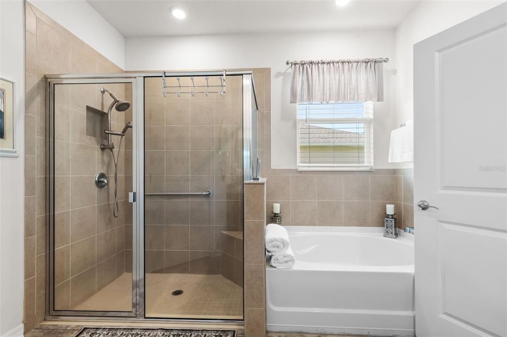 En Venta: $424,990 (3 camas, 2 baños, 1884 Pies cuadrados)