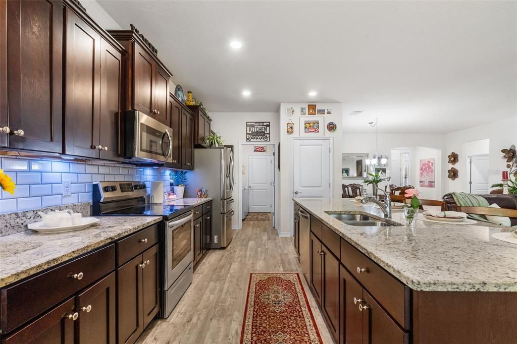 En Venta: $424,990 (3 camas, 2 baños, 1884 Pies cuadrados)