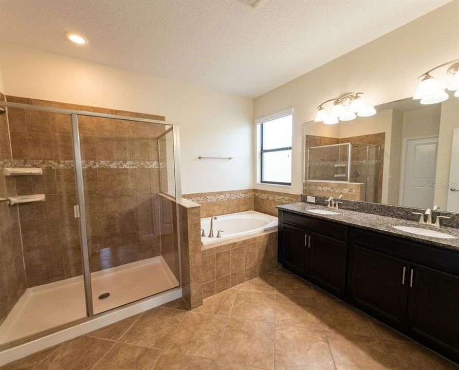 Active With Contract: $564,900 (4 beds, 3 baths, 2133 Square Feet)