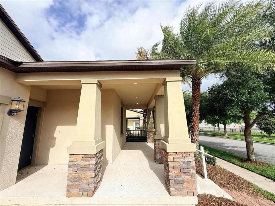 Active With Contract: $564,900 (4 beds, 3 baths, 2133 Square Feet)