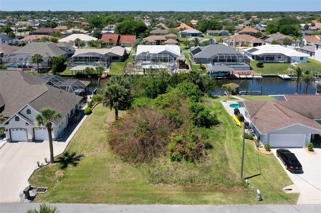 En Venta: $279,900 (0.23 acres)