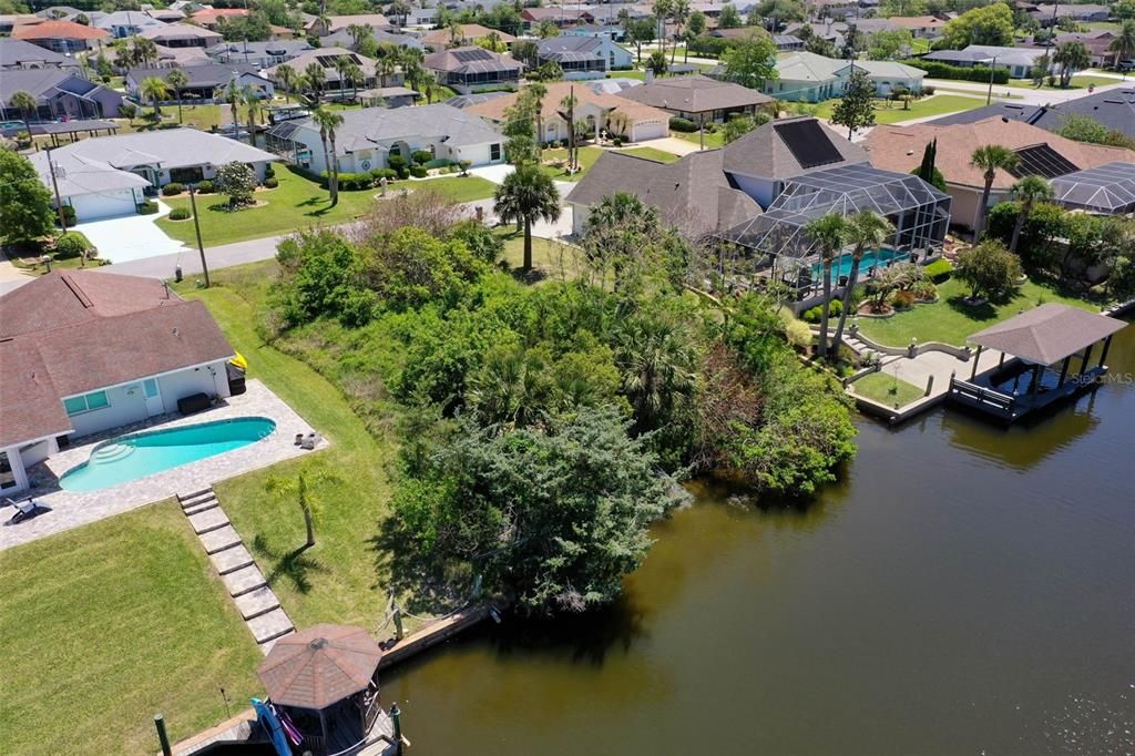 En Venta: $279,900 (0.23 acres)