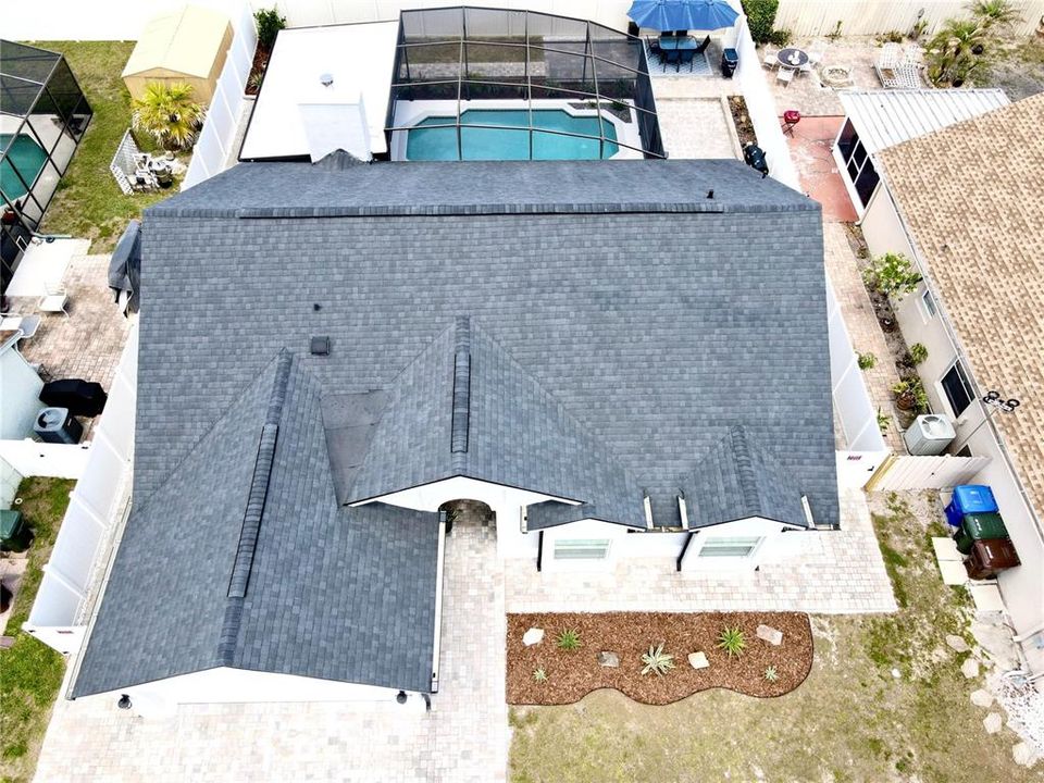 Active With Contract: $458,900 (3 beds, 2 baths, 1692 Square Feet)