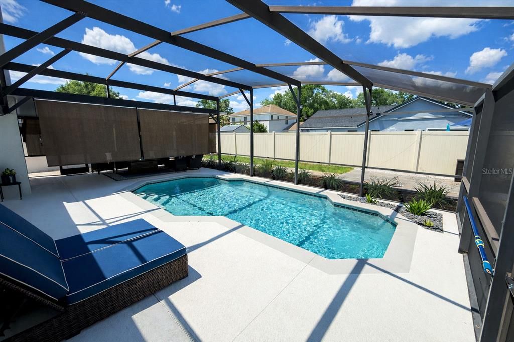 Active With Contract: $458,900 (3 beds, 2 baths, 1692 Square Feet)