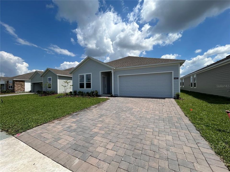Recently Sold: $478,990 (4 beds, 3 baths, 2366 Square Feet)