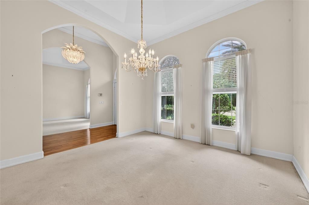 Active With Contract: $600,000 (5 beds, 3 baths, 2921 Square Feet)