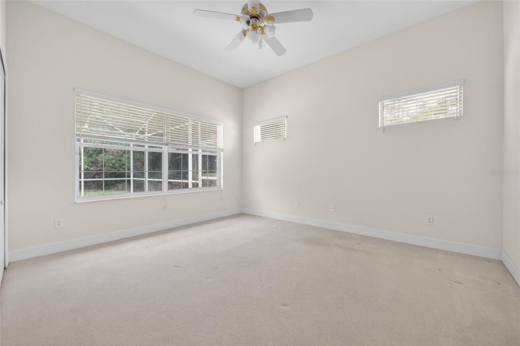 Active With Contract: $600,000 (5 beds, 3 baths, 2921 Square Feet)