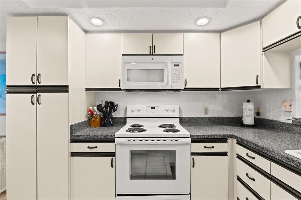 En Venta: $150,000 (2 camas, 2 baños, 1042 Pies cuadrados)