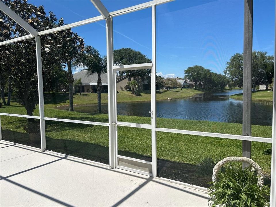 For Sale: $569,900 (3 beds, 2 baths, 2009 Square Feet)