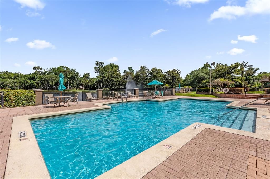 For Sale: $144,900 (1 beds, 1 baths, 948 Square Feet)