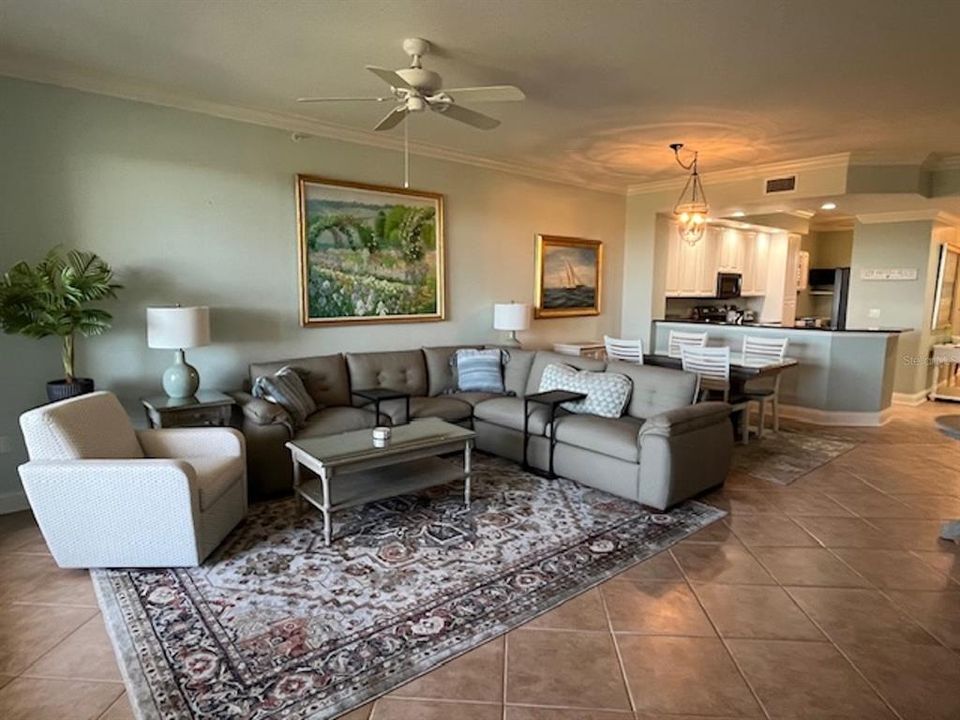 For Rent: $4,675 (2 beds, 2 baths, 1450 Square Feet)