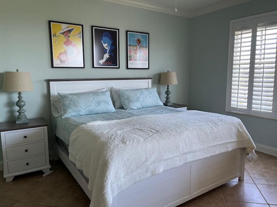 For Rent: $4,675 (2 beds, 2 baths, 1450 Square Feet)