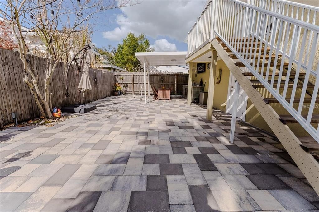 For Rent: $1,275 (1 beds, 1 baths, 617 Square Feet)
