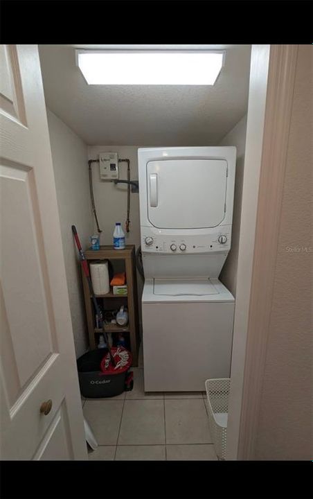 For Rent: $1,275 (1 beds, 1 baths, 617 Square Feet)