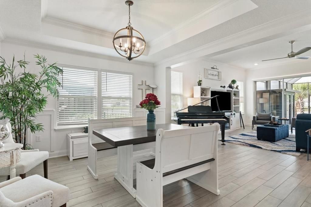 For Sale: $729,000 (4 beds, 3 baths, 2798 Square Feet)
