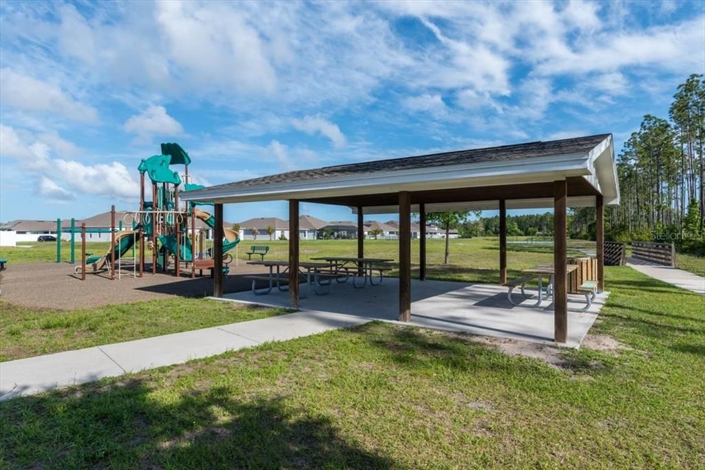 For Sale: $729,000 (4 beds, 3 baths, 2798 Square Feet)