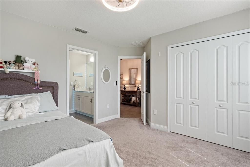 For Sale: $729,000 (4 beds, 3 baths, 2798 Square Feet)