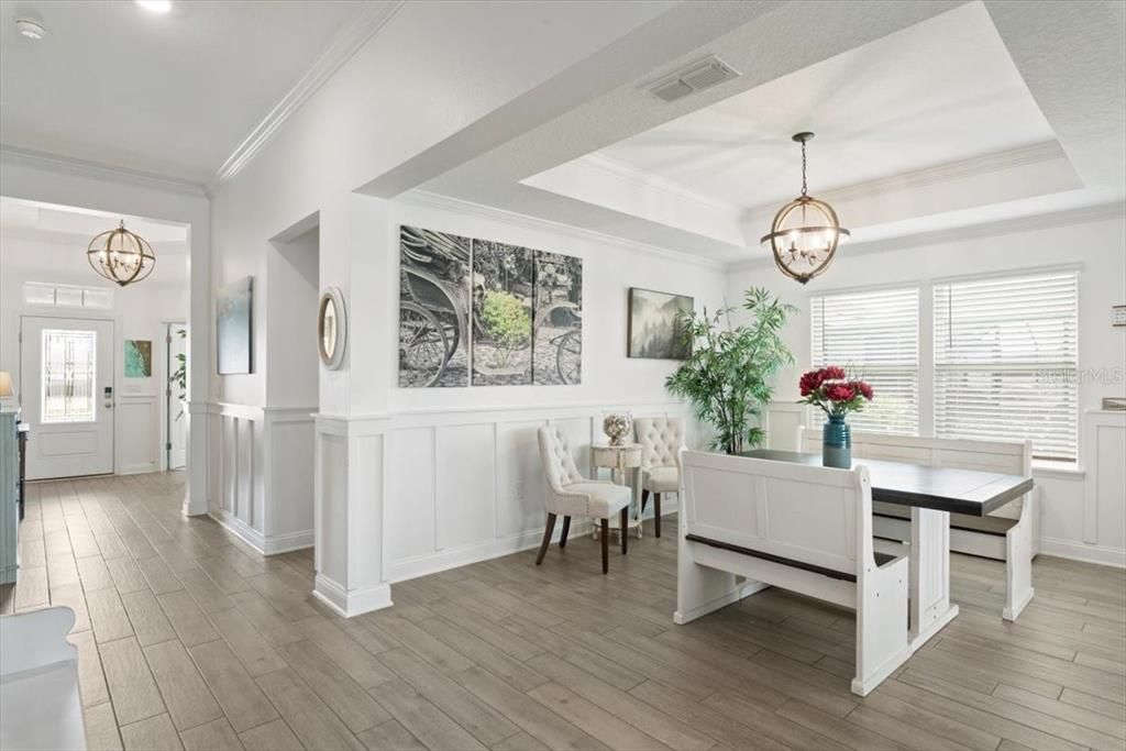 For Sale: $729,000 (4 beds, 3 baths, 2798 Square Feet)