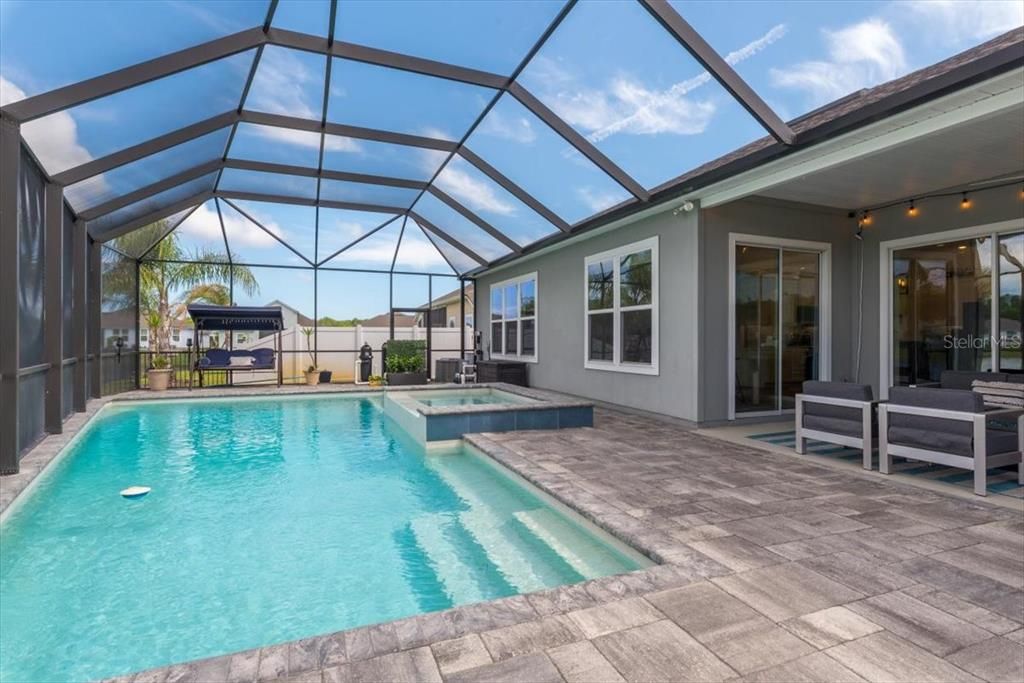 For Sale: $729,000 (4 beds, 3 baths, 2798 Square Feet)