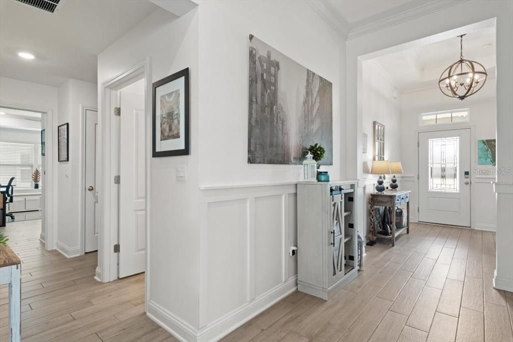 For Sale: $729,000 (4 beds, 3 baths, 2798 Square Feet)
