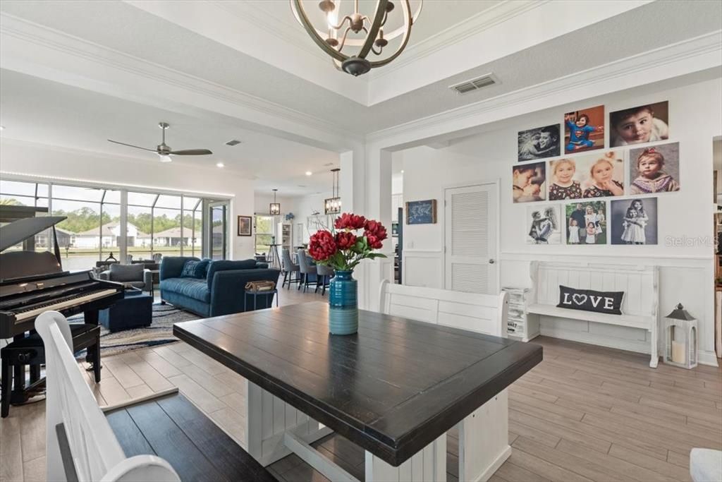 For Sale: $729,000 (4 beds, 3 baths, 2798 Square Feet)