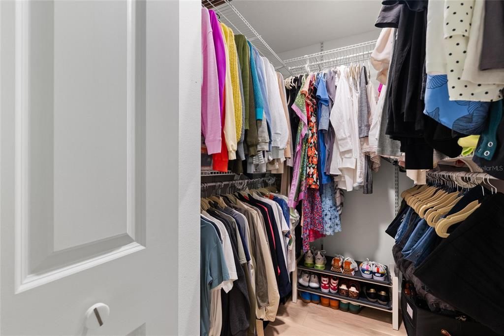 Activo con contrato: $750,000 (4 camas, 2 baños, 2212 Pies cuadrados)