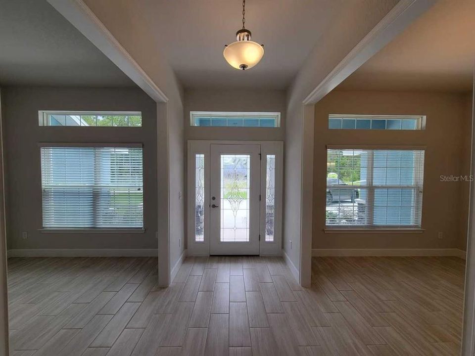 Active With Contract: $347,250 (4 beds, 2 baths, 2151 Square Feet)