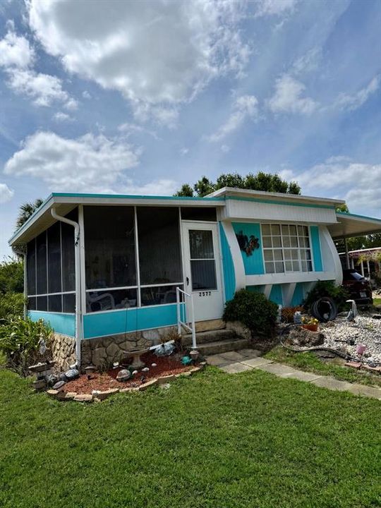 For Sale: $79,000 (2 beds, 2 baths, 859 Square Feet)