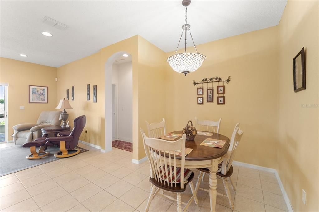 Active With Contract: $359,900 (3 beds, 2 baths, 1819 Square Feet)
