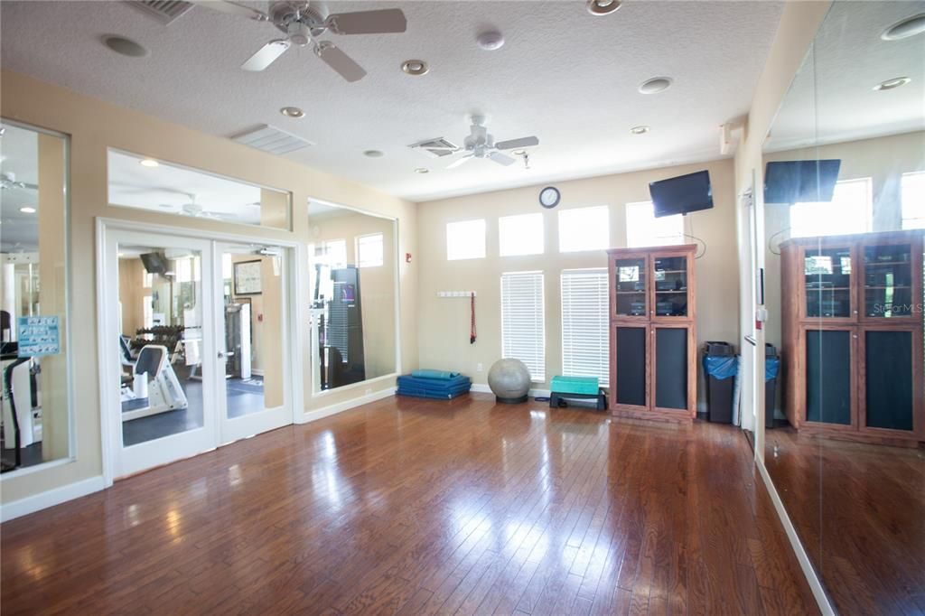 Active With Contract: $359,900 (3 beds, 2 baths, 1819 Square Feet)