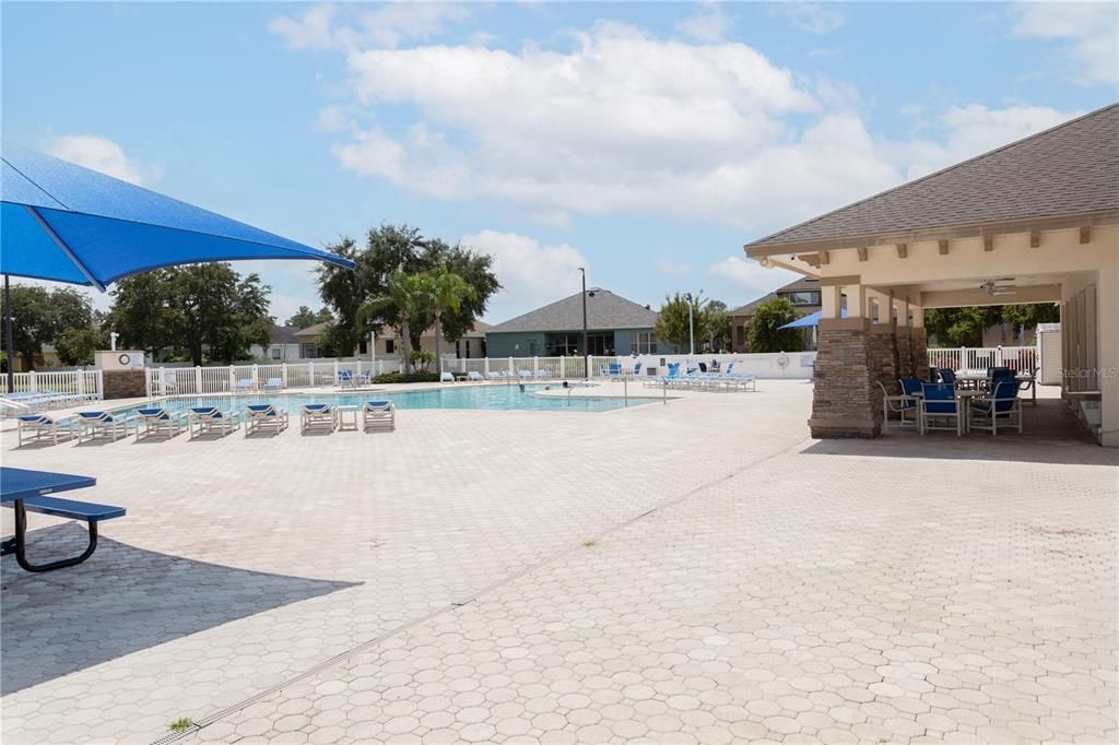 Active With Contract: $359,900 (3 beds, 2 baths, 1819 Square Feet)