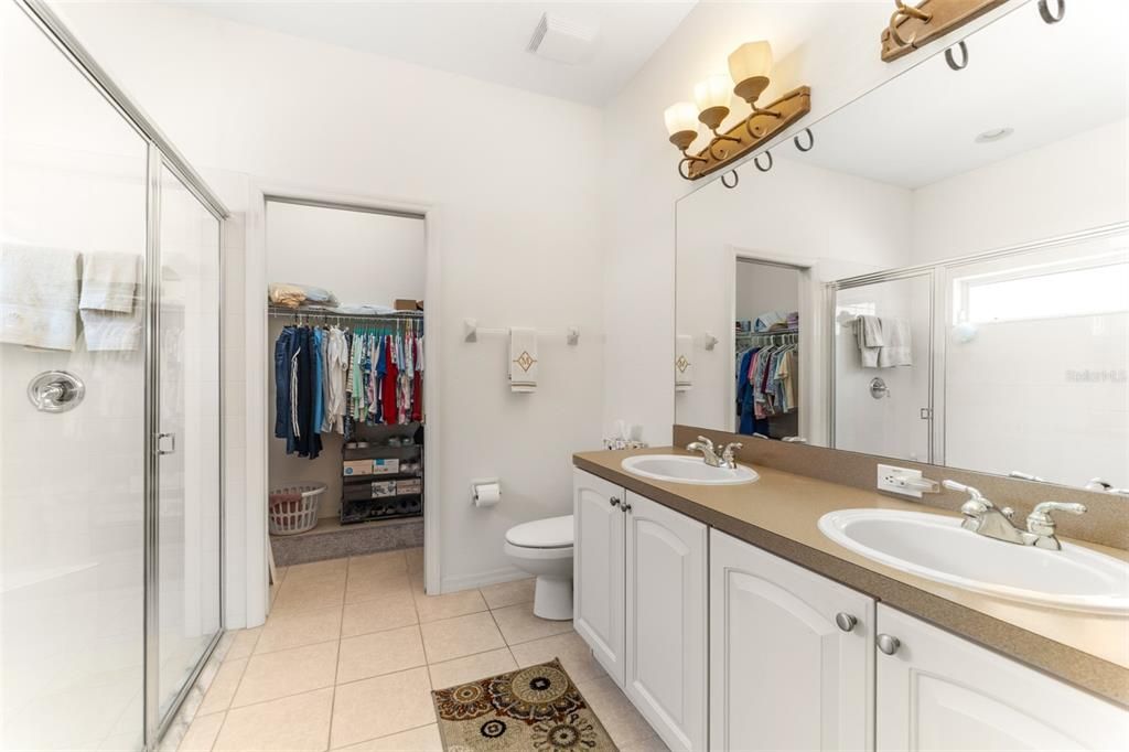 Active With Contract: $359,900 (3 beds, 2 baths, 1819 Square Feet)