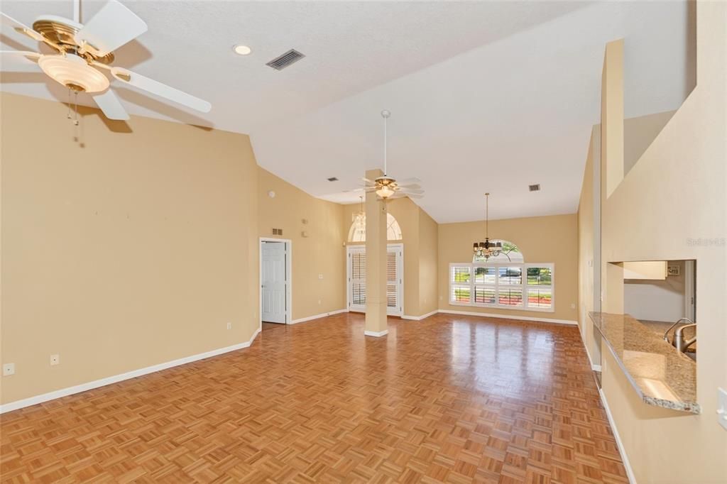 For Sale: $619,000 (3 beds, 2 baths, 1951 Square Feet)