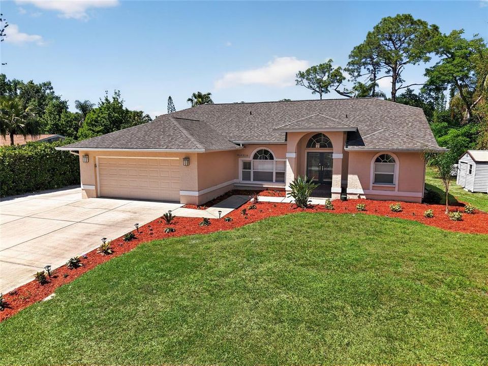 For Sale: $619,000 (3 beds, 2 baths, 1951 Square Feet)